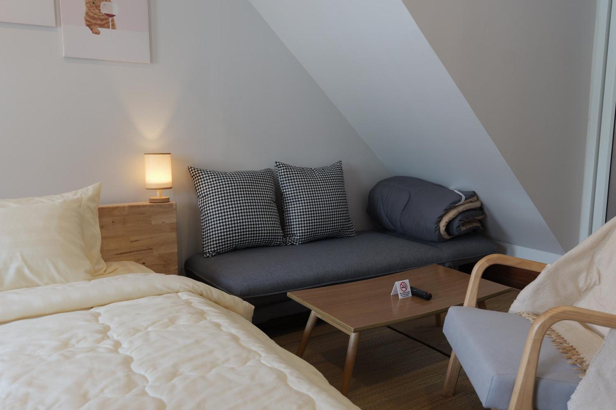 Entire 2br 2ba Chinatown Near Yaowarat - Songwat Bangkok