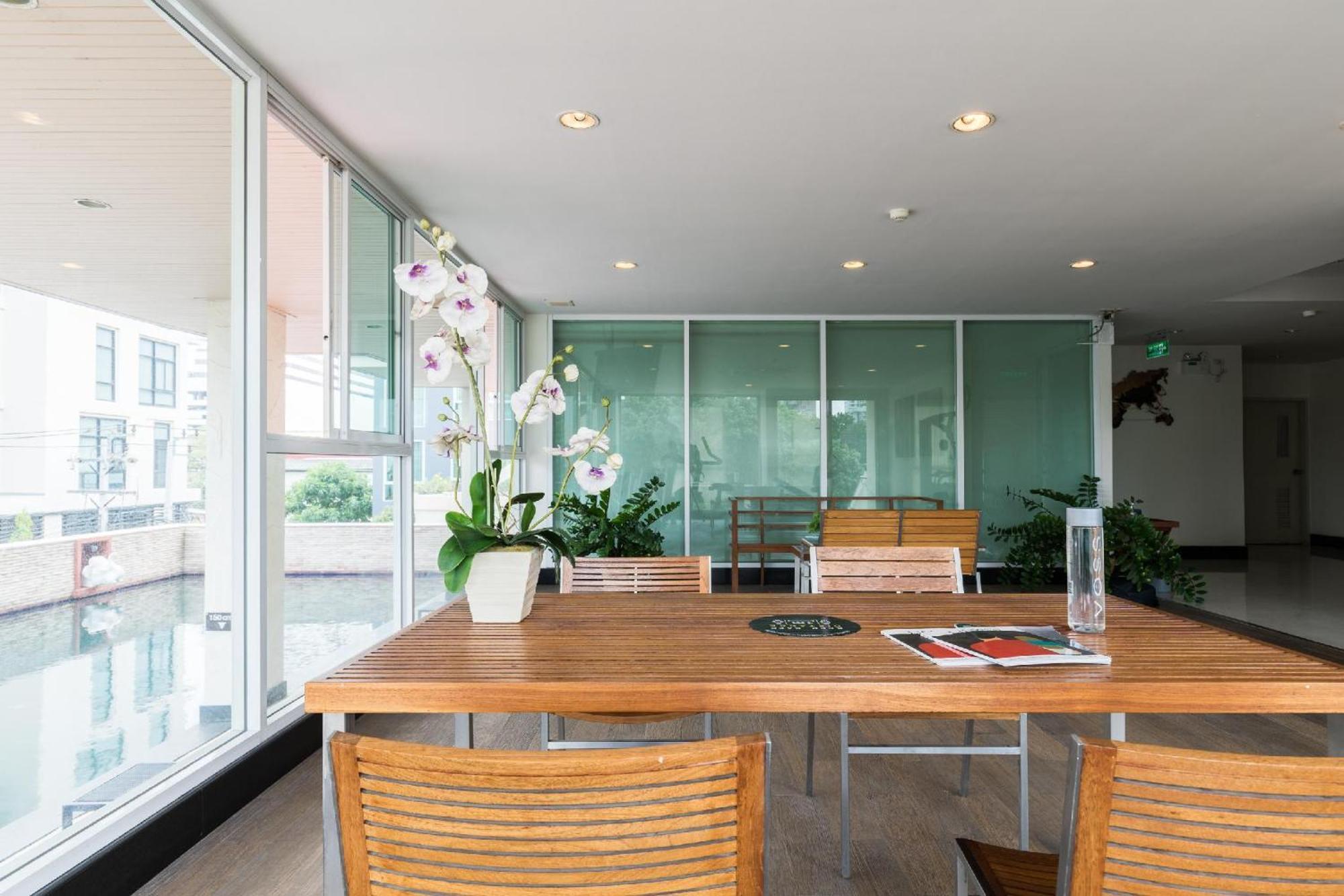 Aparthotel Patio 4*