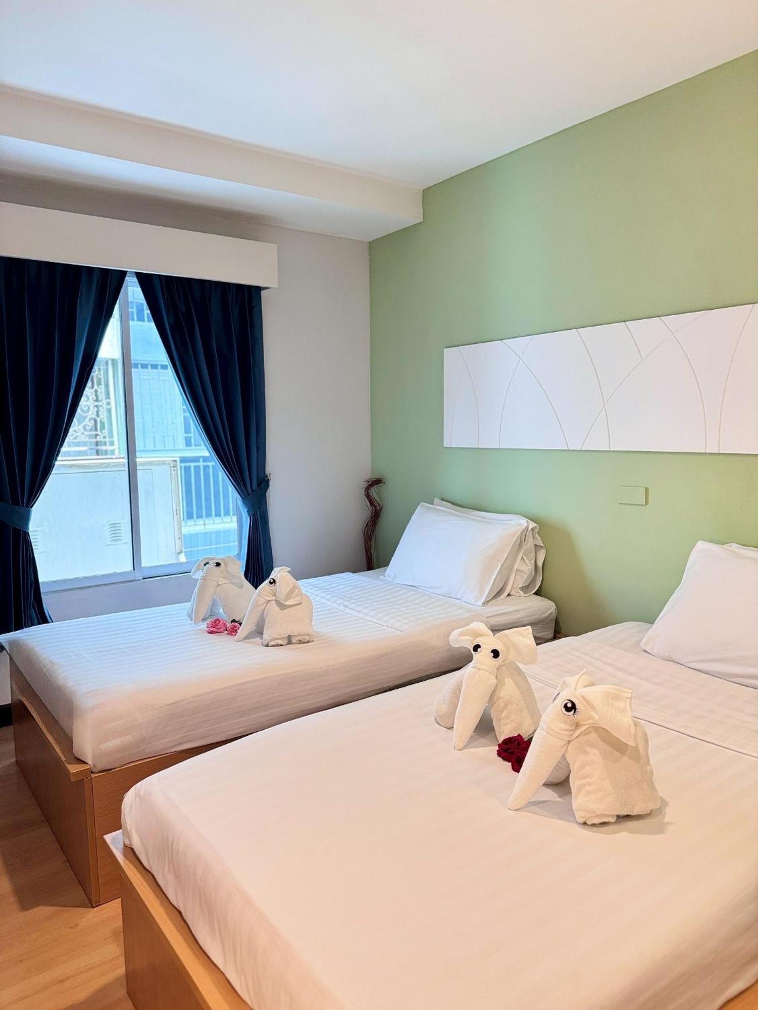 Nantra De Comfort Hotel 3*