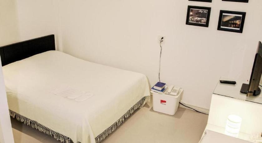 House Hotel 3*