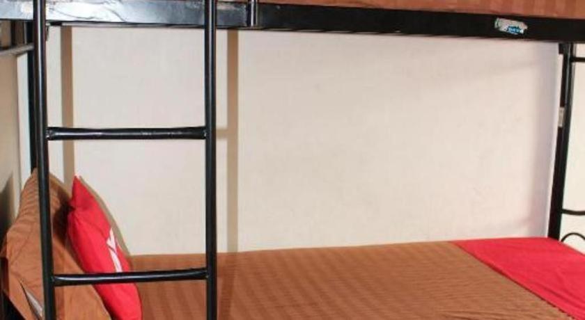 The Twins Hostel 2* Bangkok