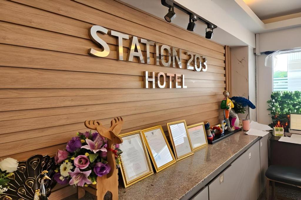 Station 203 3*