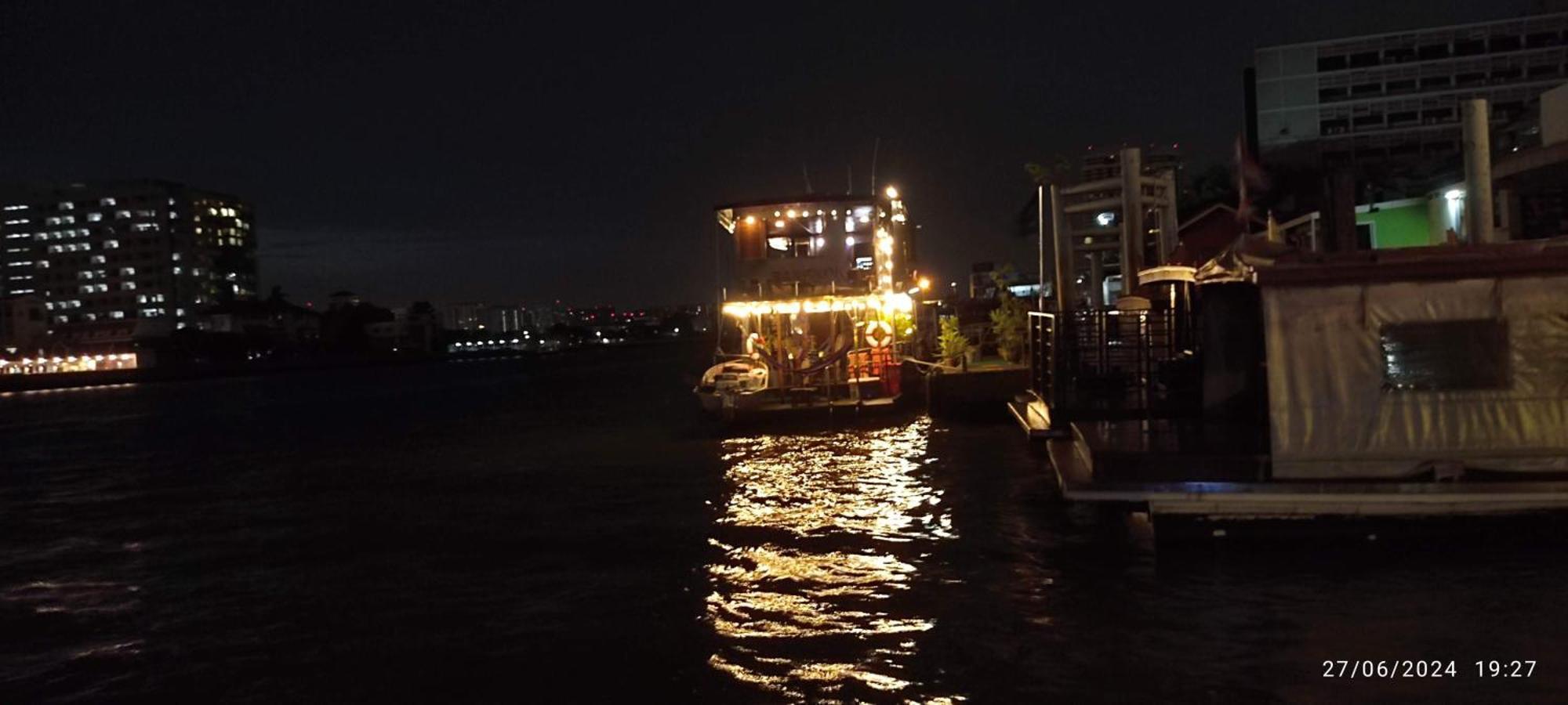Sabai Sabai Liveaboard Botel *