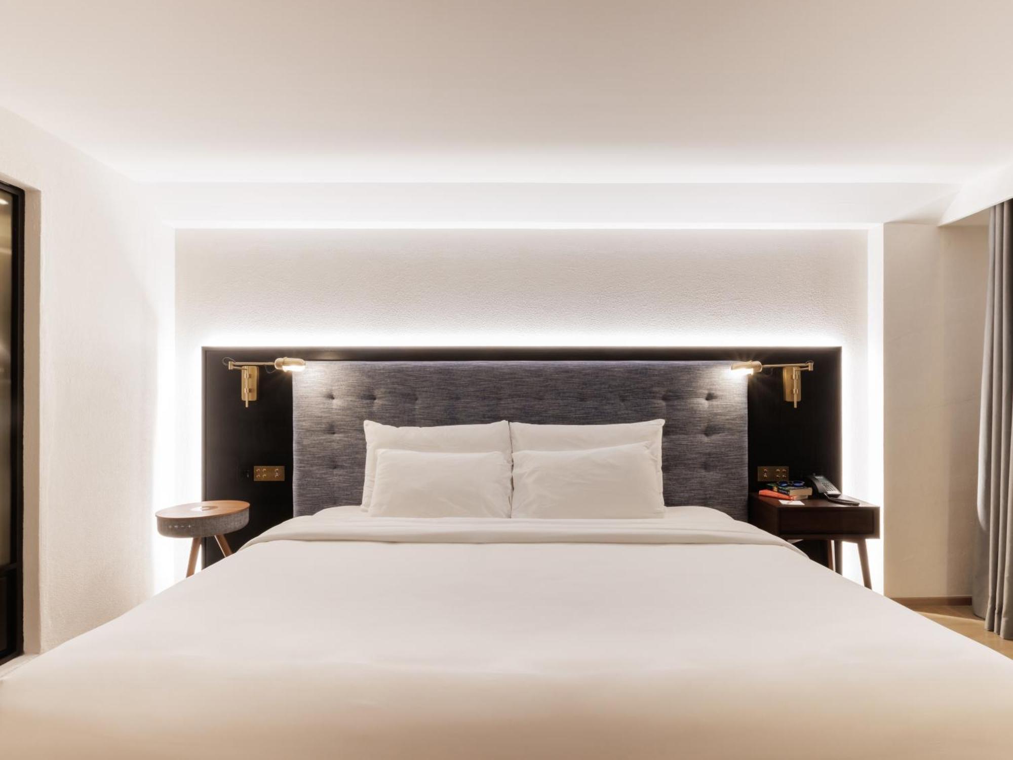 Public House Bangkok, A Member Of Design Hotel 5*