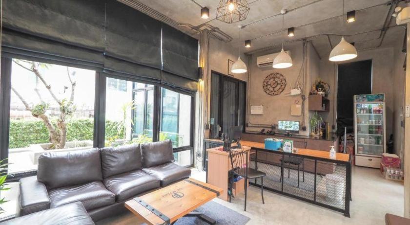 Oyo 75368 Demadre Hotel 3*