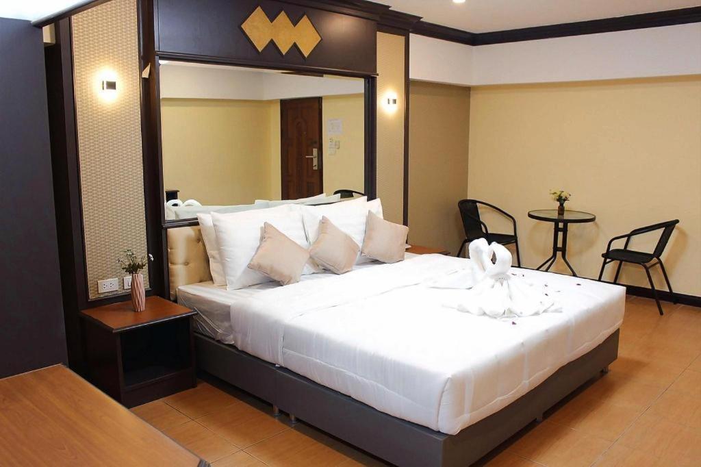 Rest@ratchada Bangkok