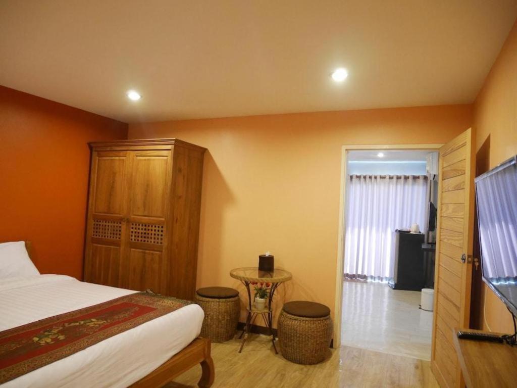 Phaphoom Boutique Hotel 3*