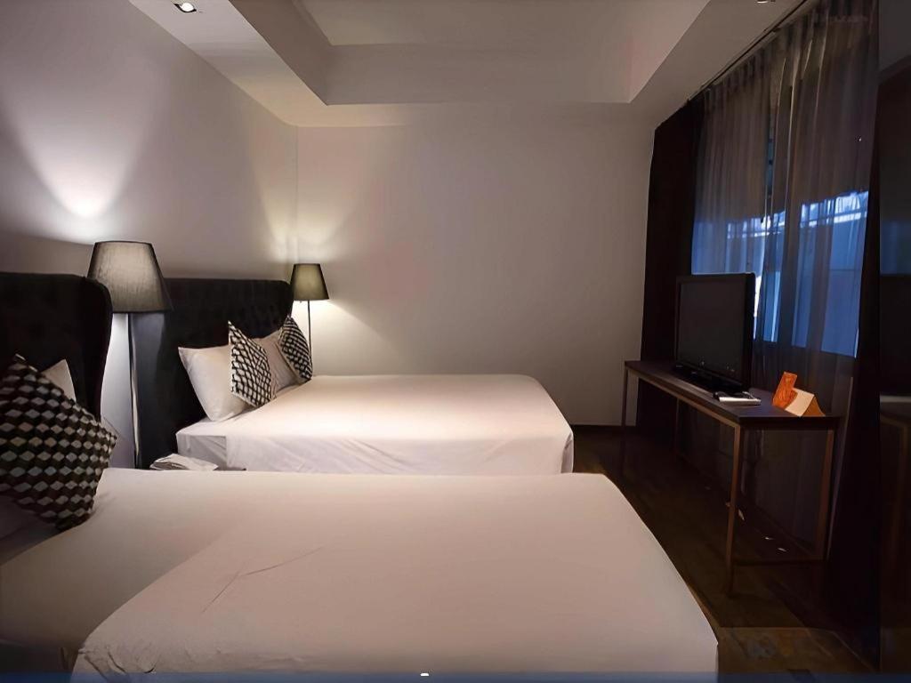 First House Hotel