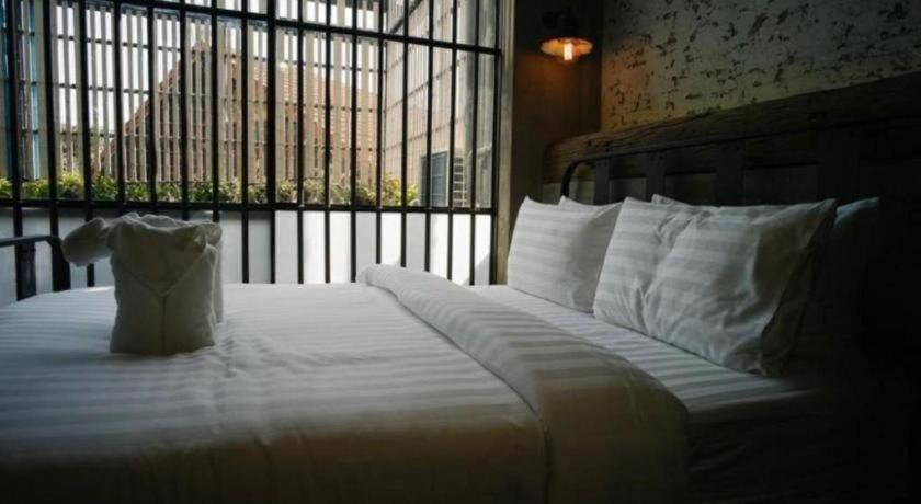 Sook Station Hostel Bangkok