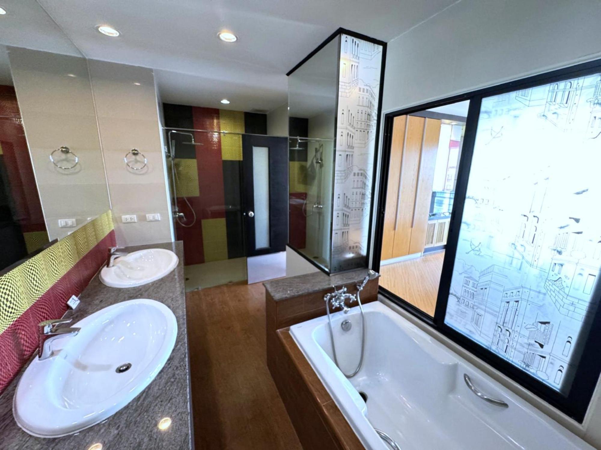 The Sunreno Hotel Bangkok
