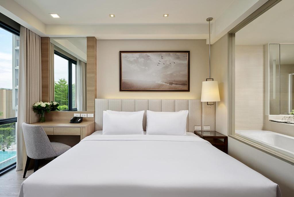 The Park Nine Suvarnabhumi - Free Bkk Airport Shuttle Hotel 5*