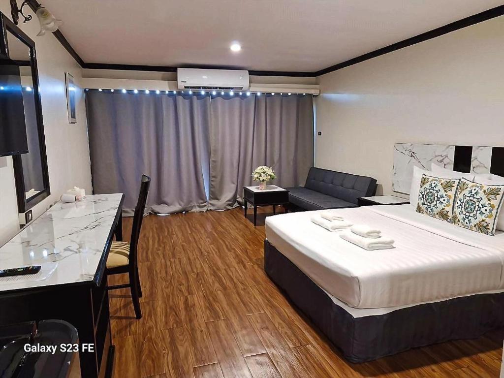 Hotel Town In Town Gardent Bangkok