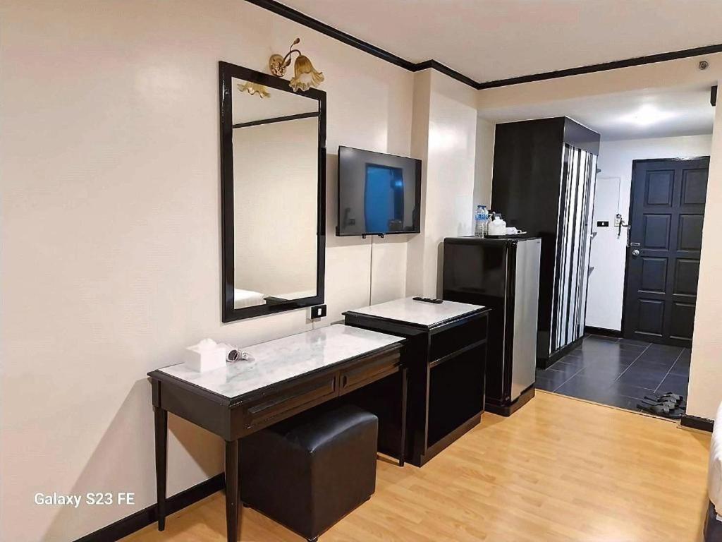 Hotel Town In Town Gardent Bangkok