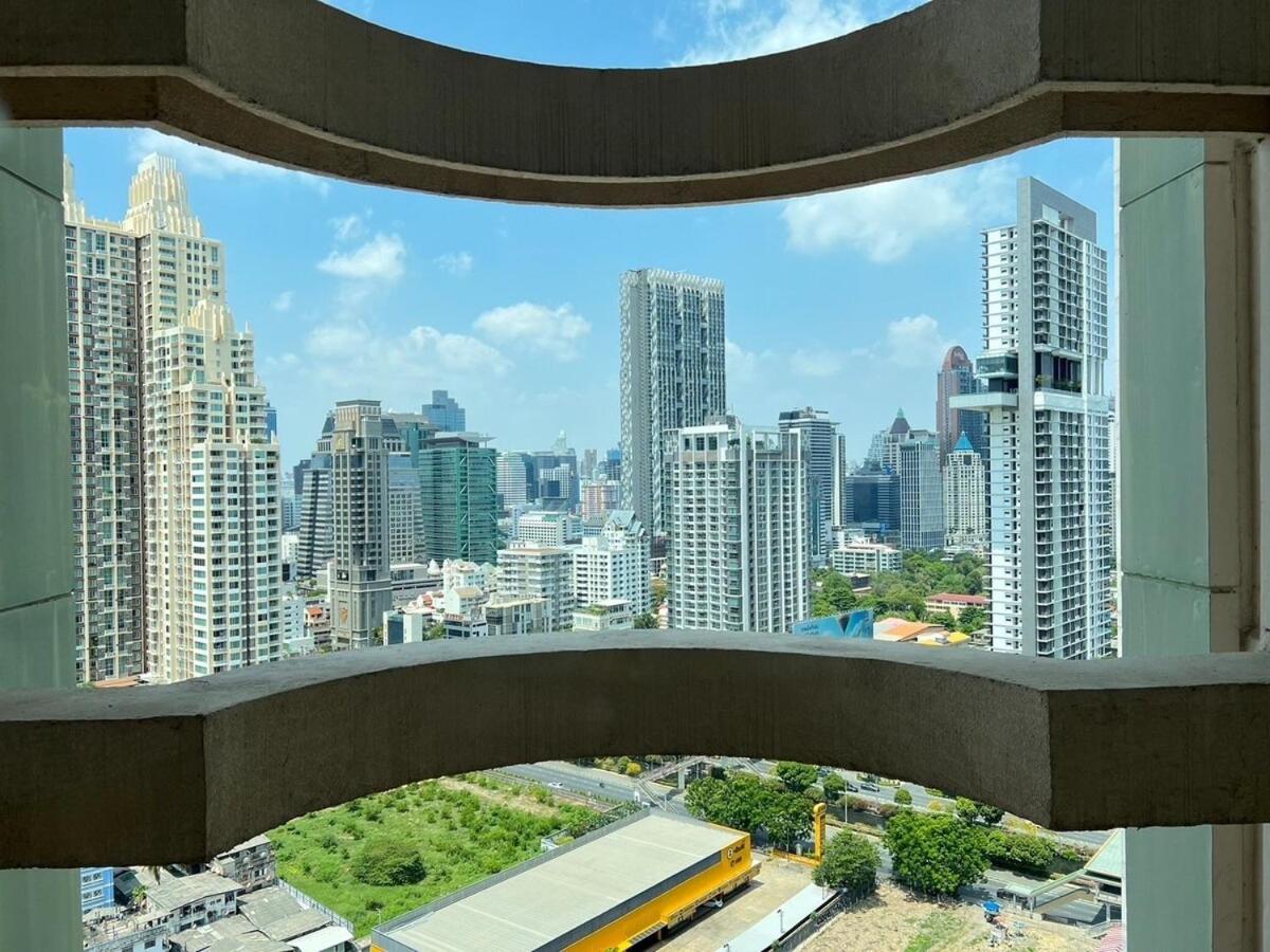 Sathorn Sky View Rooftop Bar Apartment Bangkok