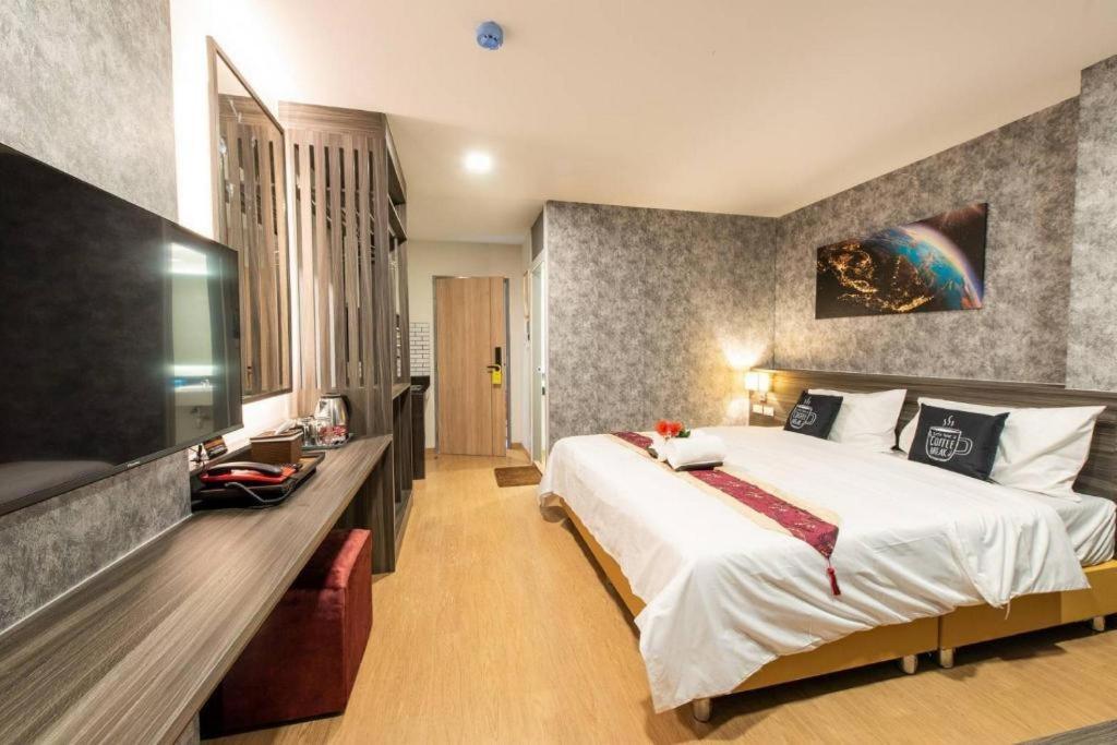 Metro Ratchada 36 Hotel 3*