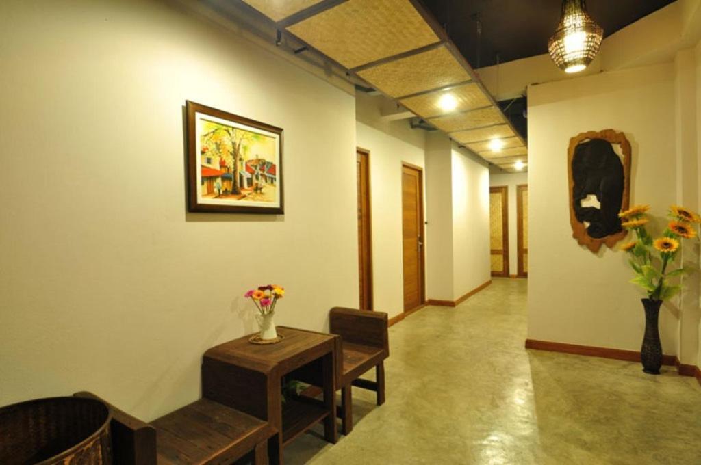 Hi. Mid Hostel Bangkok
