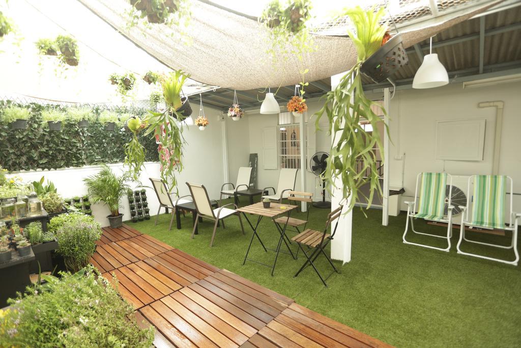 Hostel Tiger Lily Bangkok