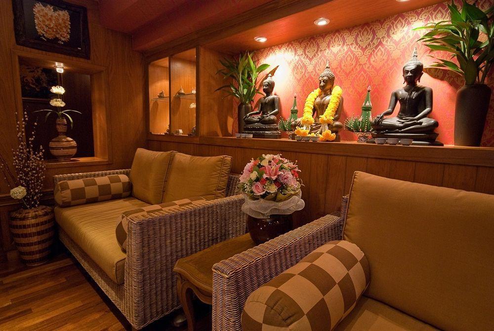 Golden House