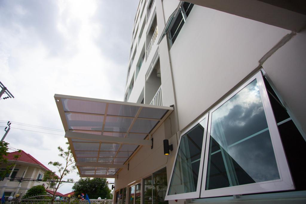Aparthotel Des Res And 3*
