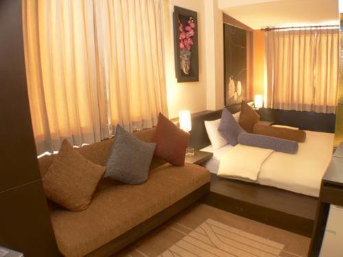 Collection O Diamond House Khaosan Hotel 3*