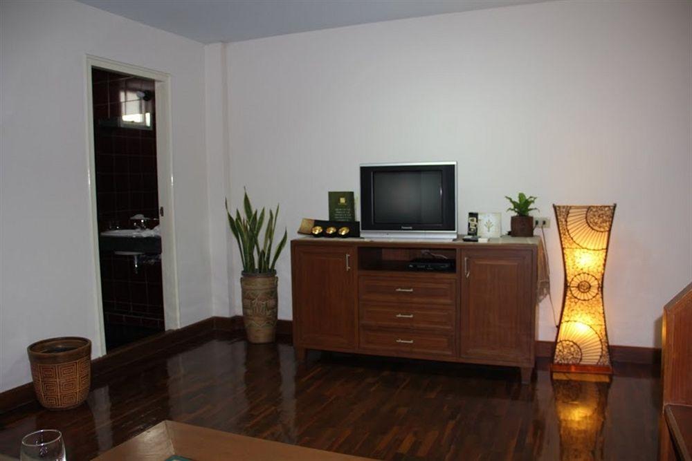 B.s. Court Sathorn 3* Bangkok