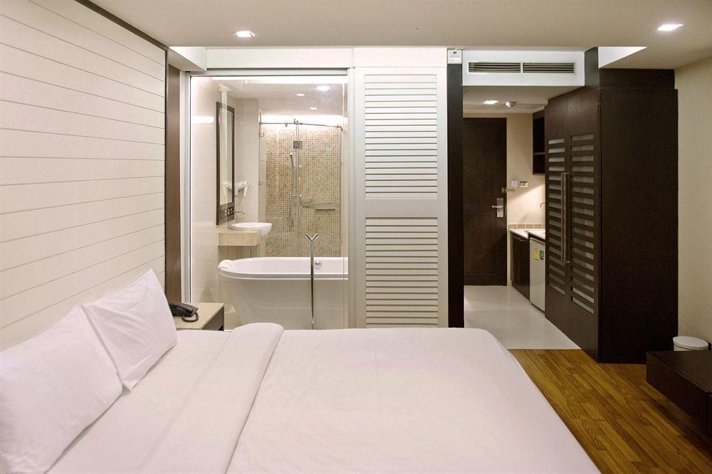 Vacio Hotel 3*