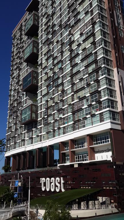 The Coast Apartment *