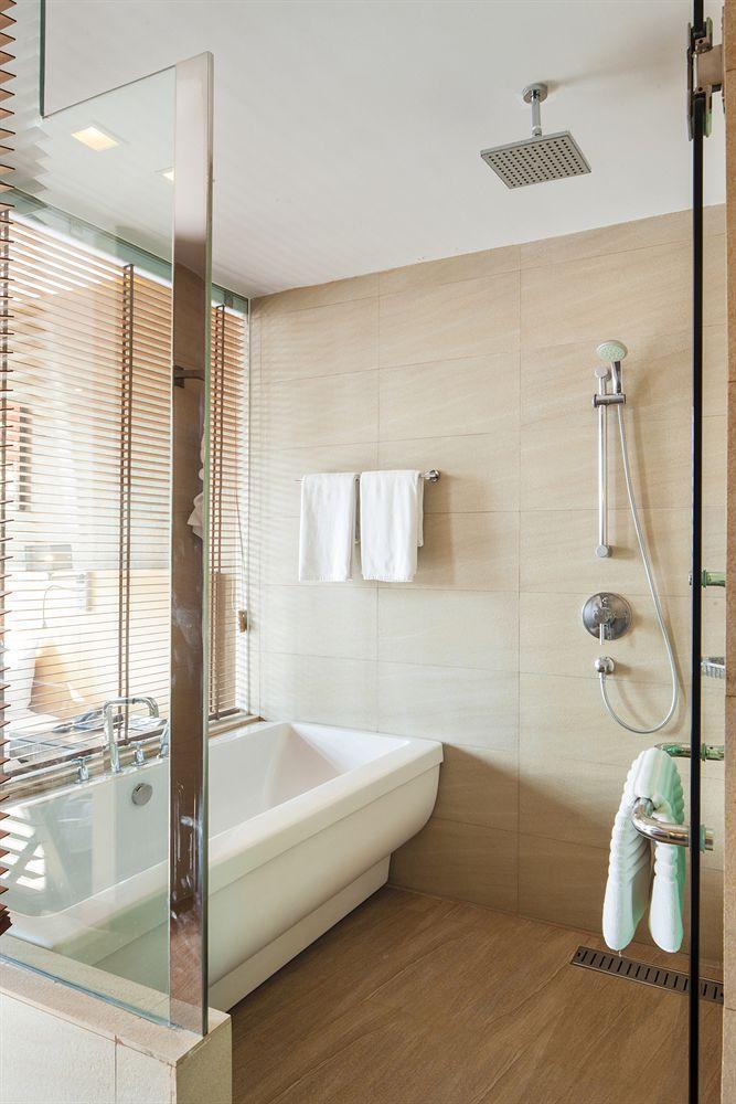 Hotel Solo, Sukhumvit 2, - Sha Extra