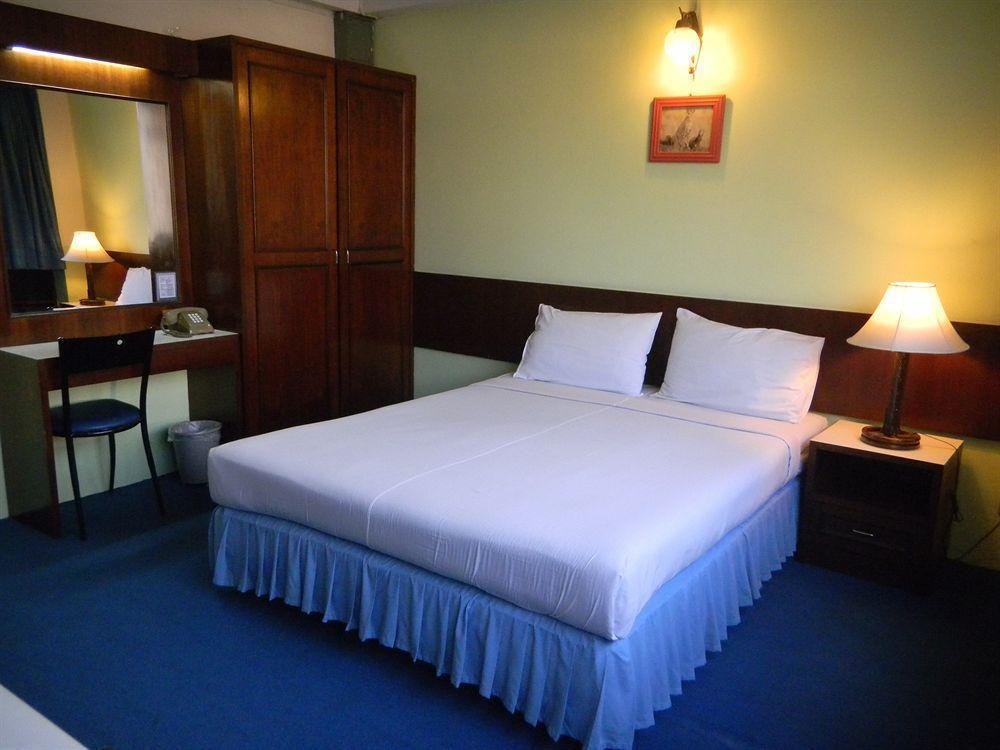 Ruamchitt Travelodge 3* Bangkok