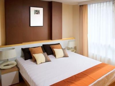 Guest house Silom Convent Garden