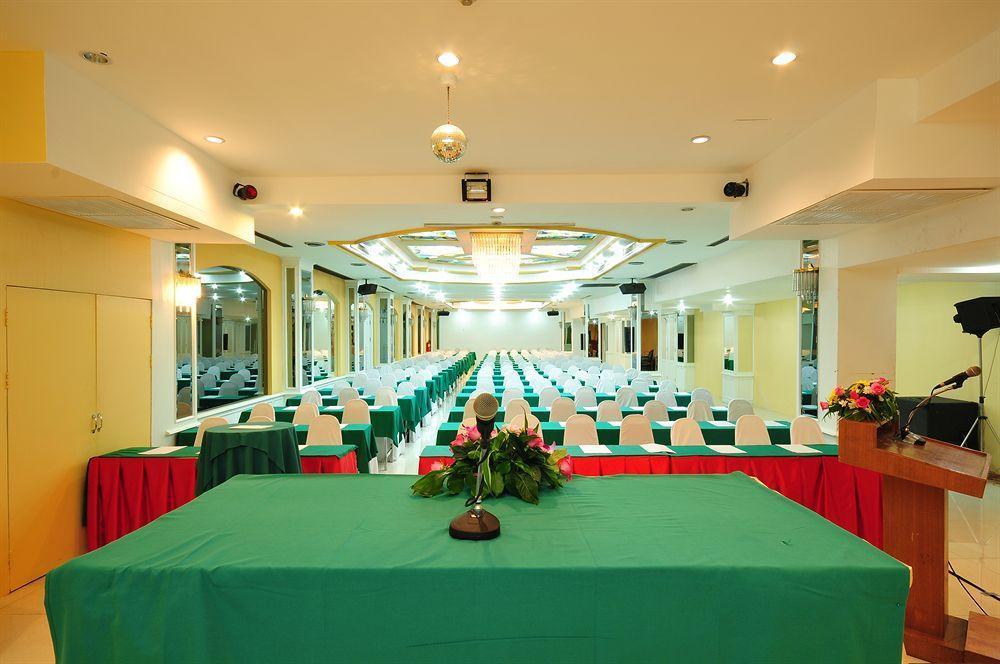 Hotel Chaleena Princess
