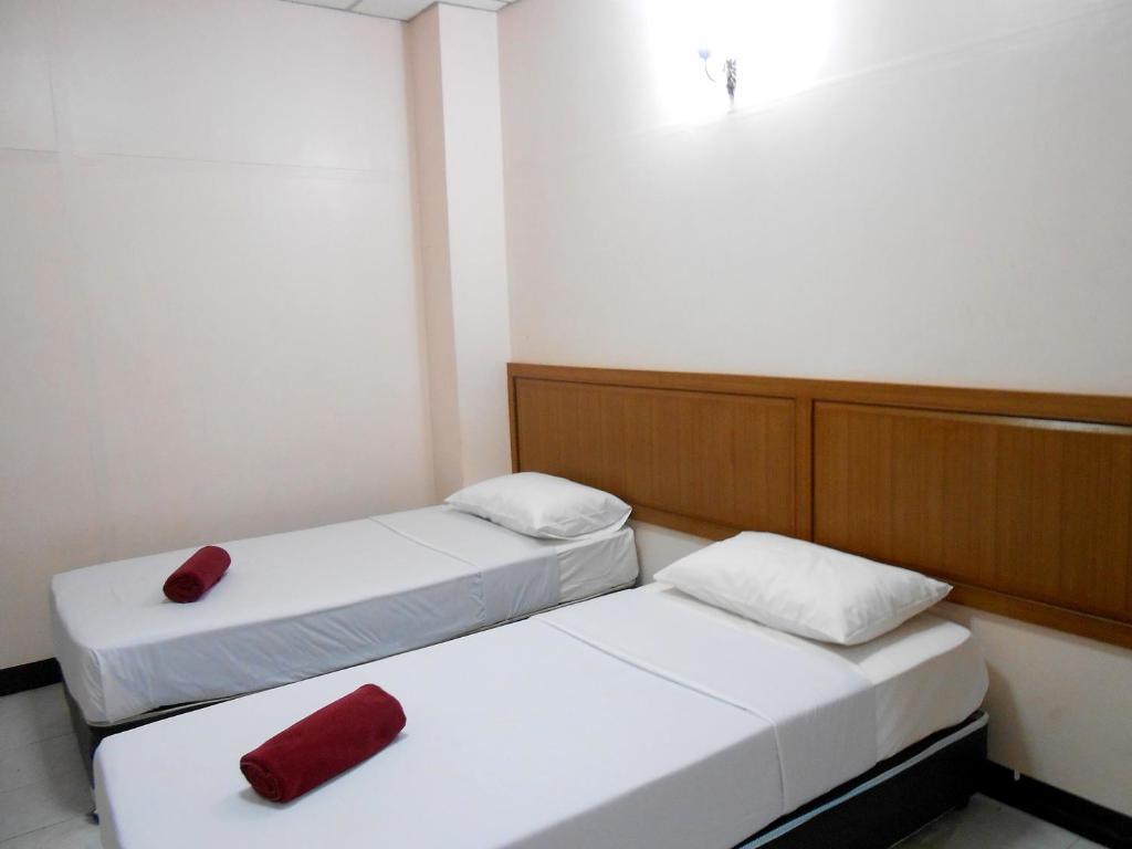 Four Sons Village Hotel Bangkok