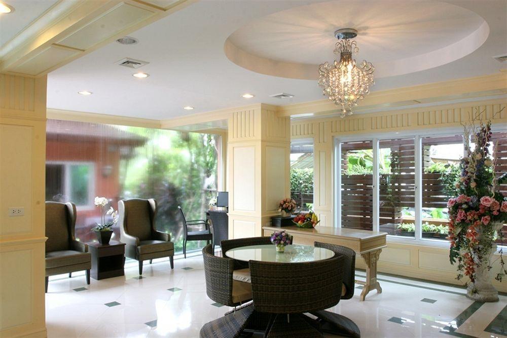 Orchid Hotel