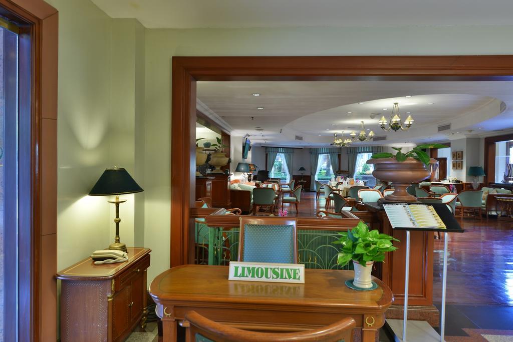 Hotel Evergreen Laurel