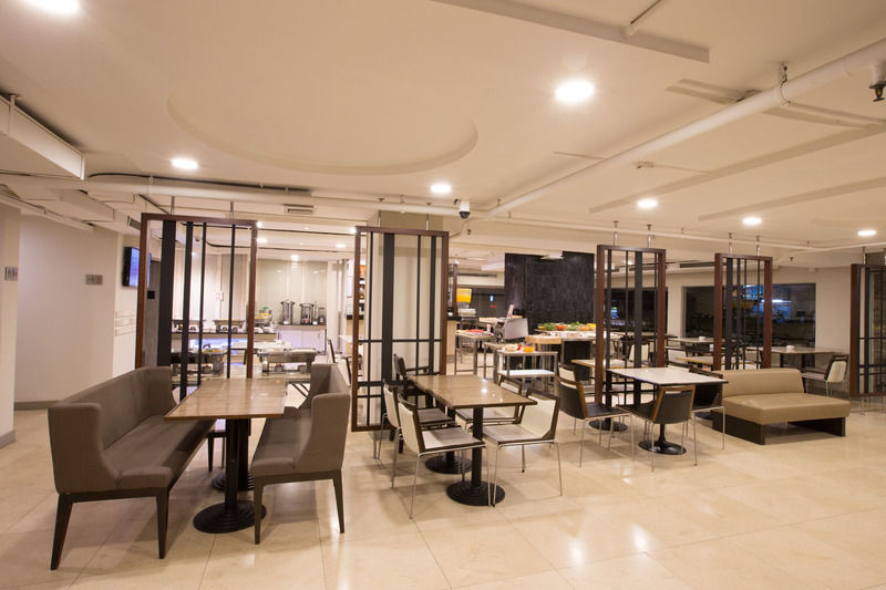 Hotel Seasons Siam