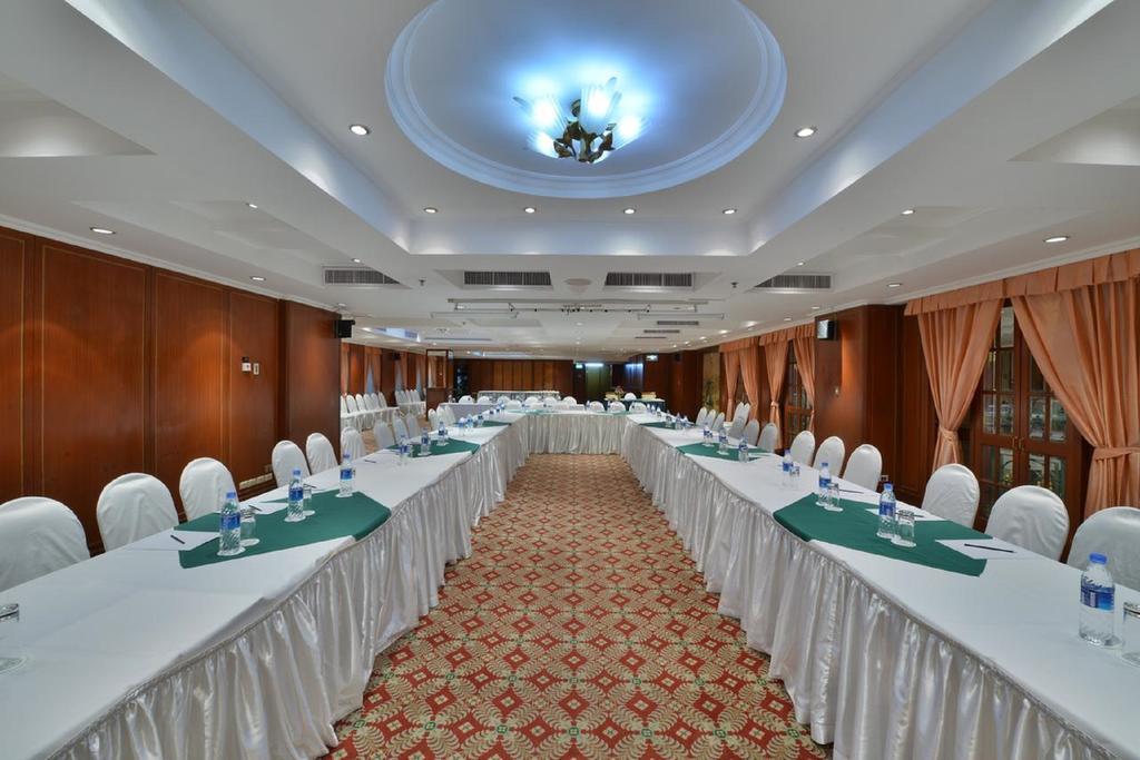 Hotel Evergreen Laurel Bangkok