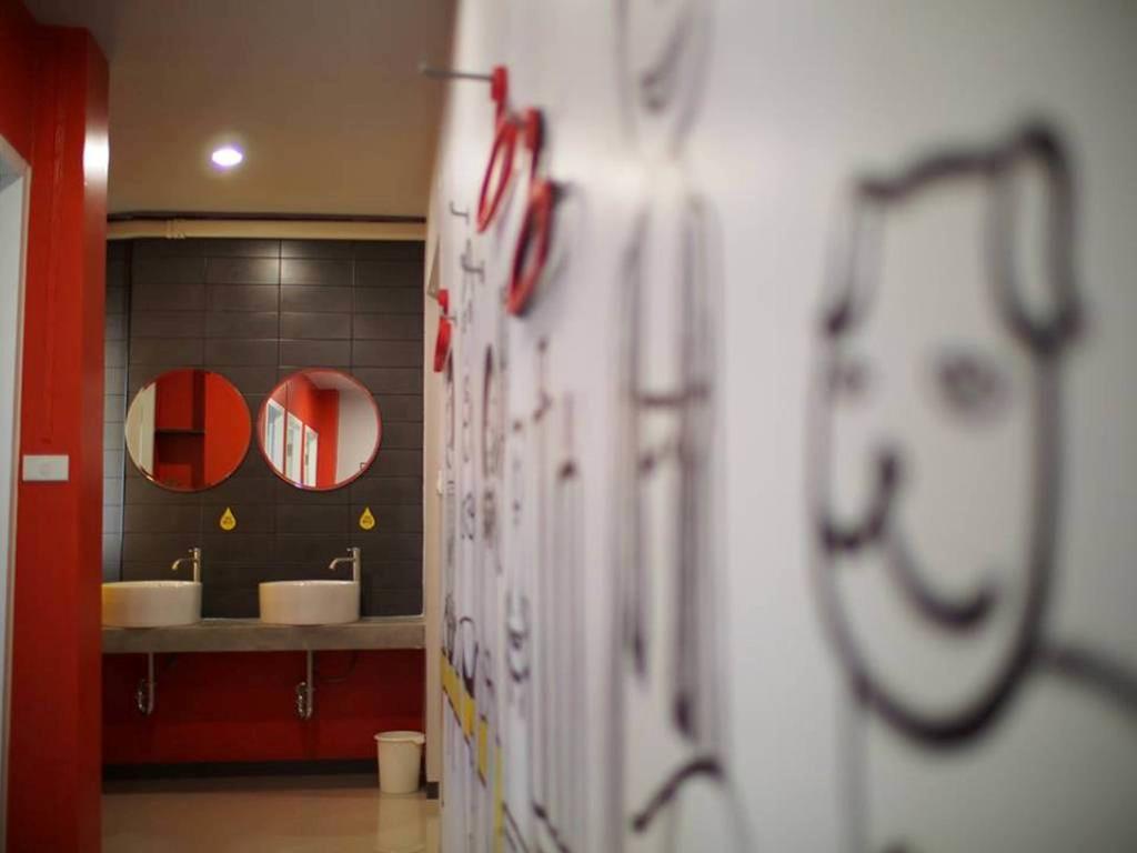 S1hostel