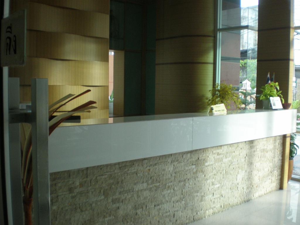 Motel Thana Place Charunsanitwong 34