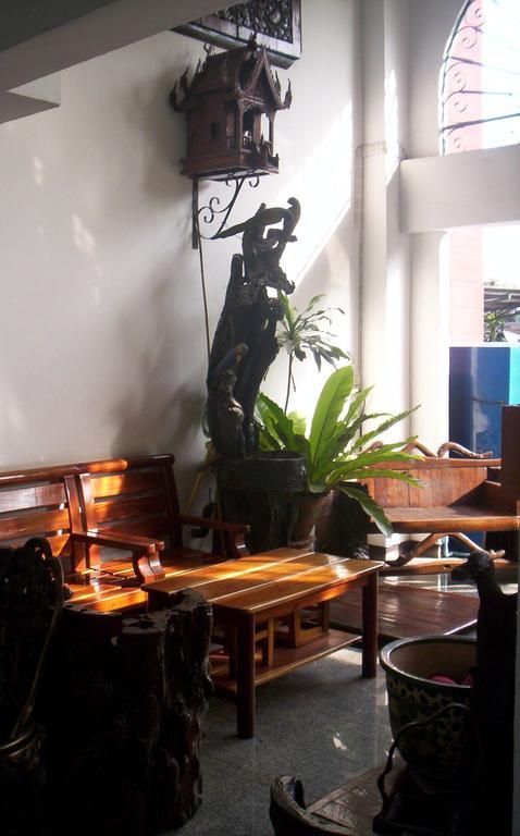 Baankhunmae Bangkok