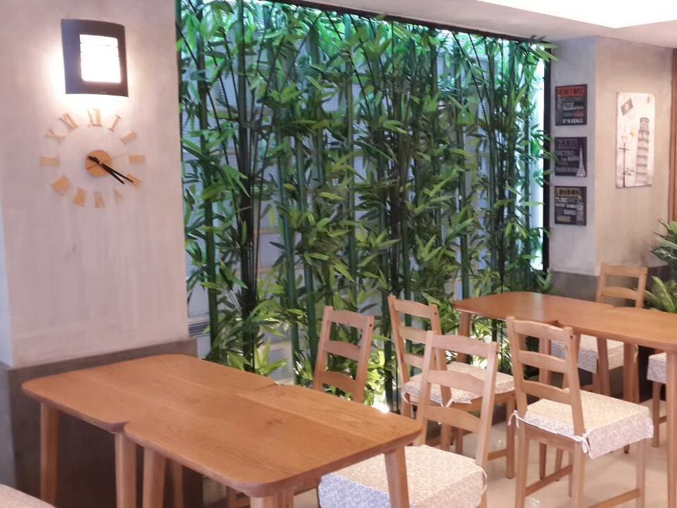 Hotel Cozy@9hotel&kitchen