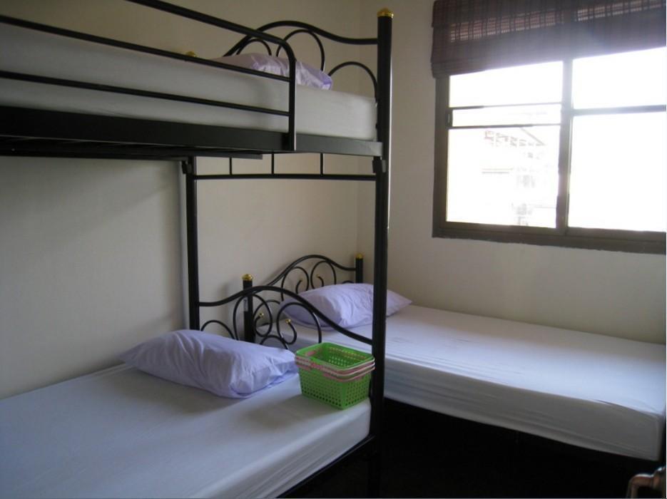 Hotel The Twins Hostel 2*