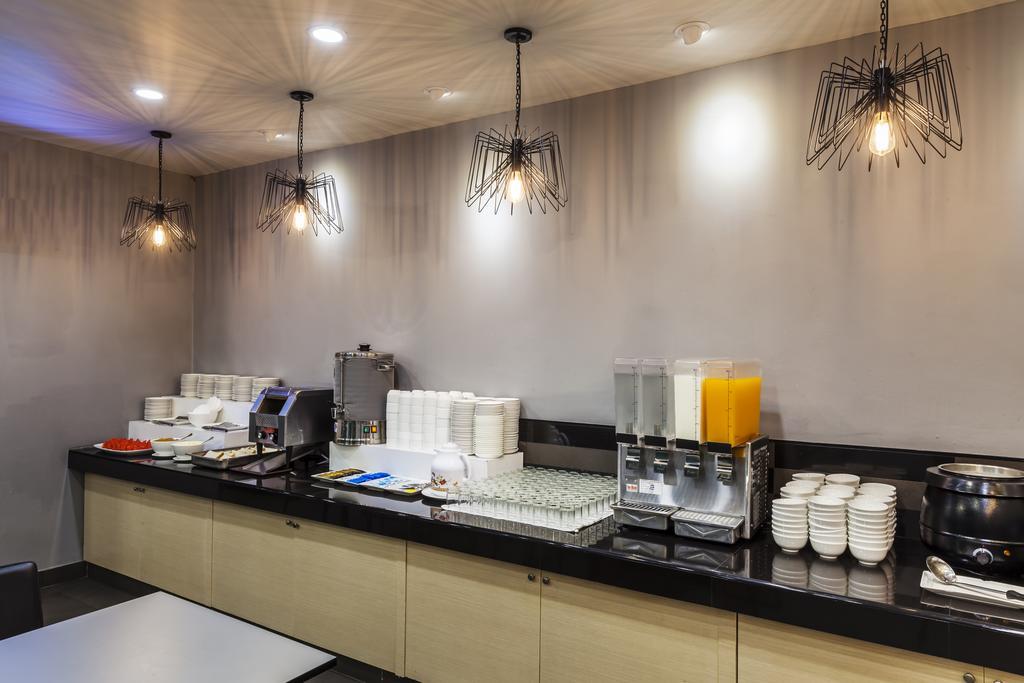 Hotel Livotel Lat Phrao Bangkok