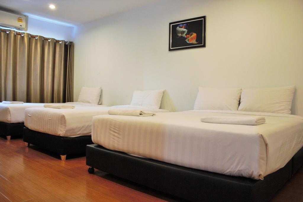Albergue Double Dd House At Mrt Sutthisarn Banguecoque