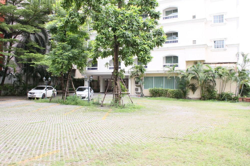 Aparthotel Romance Bangna Bangkok