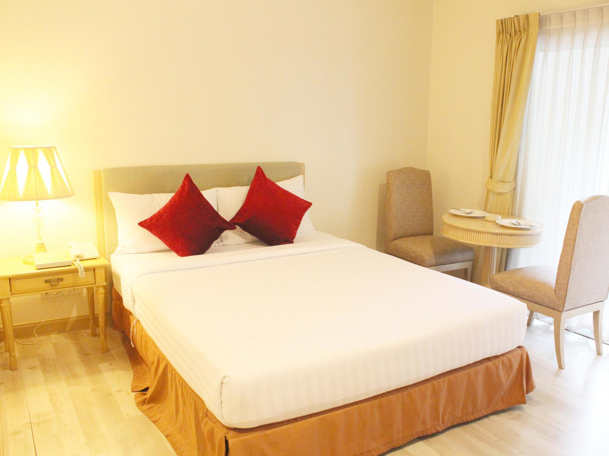 Aparthotel Romance Bangna Bangkok