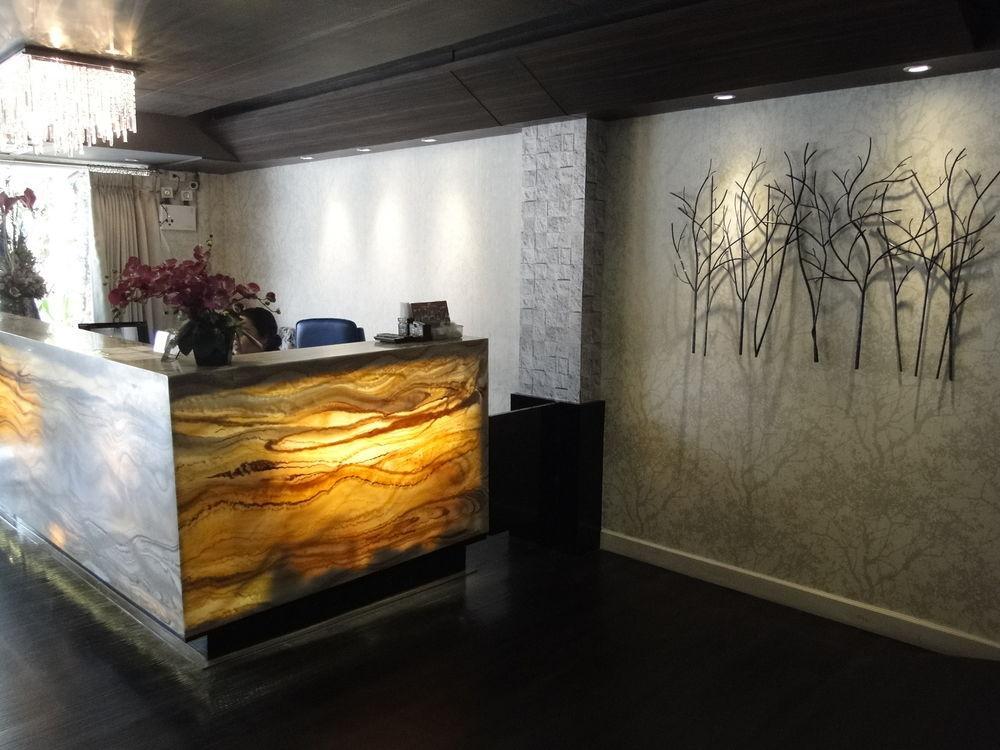 W 21 Hotel 3*