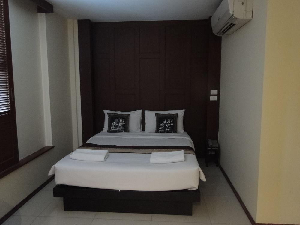 W 21 Hotel 3*