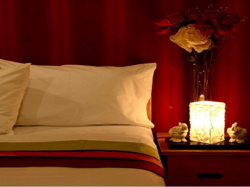 Plai And Herbs Suvarnabhumi Airport Hotel 3*