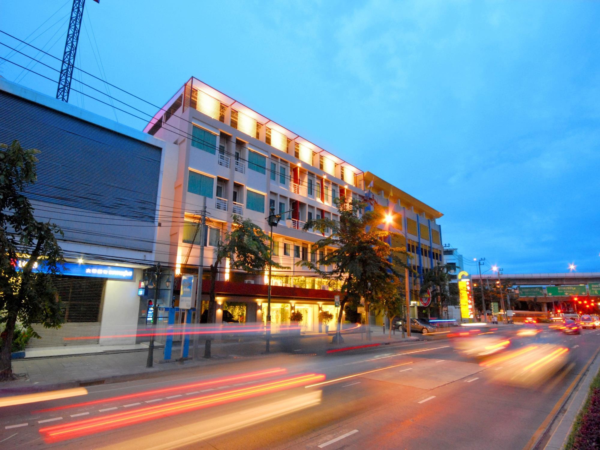 Loft 3* Bangkok