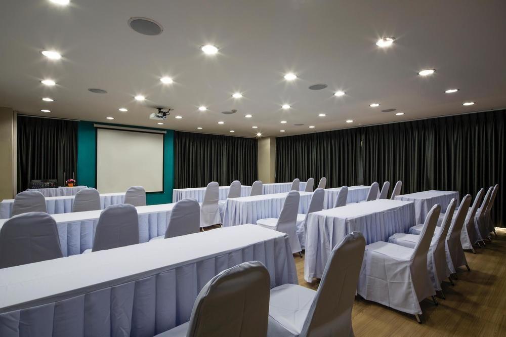 Livotel Lat Phrao Hotel 4*